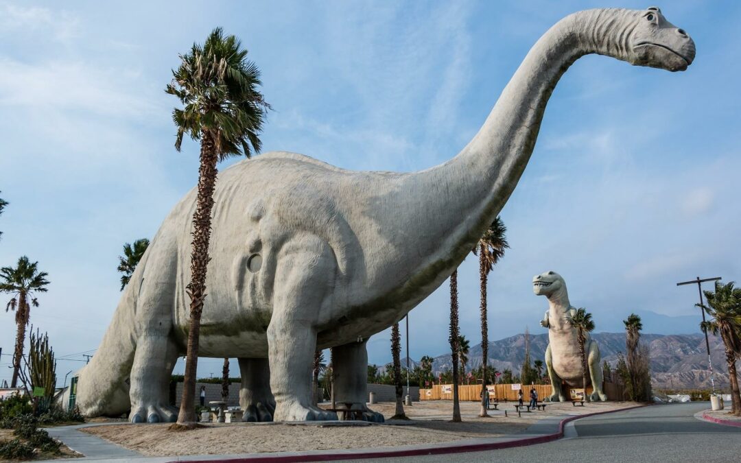 5 Awesome Statues to See on Your Next Road Trip