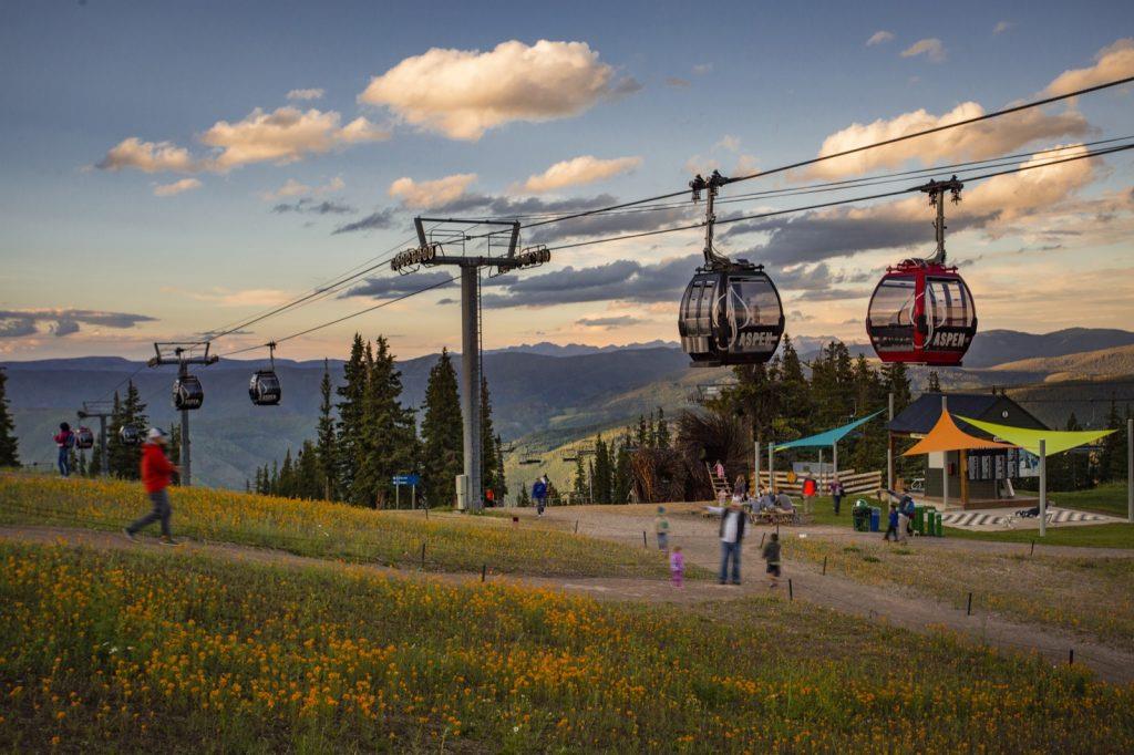 aspen-colorado-mountain-gondola-summer