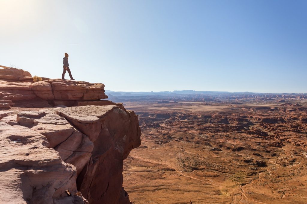 emily-sierra-2019-utahs-canyon-country-canyonlands-national-park-needles-overlook-2
