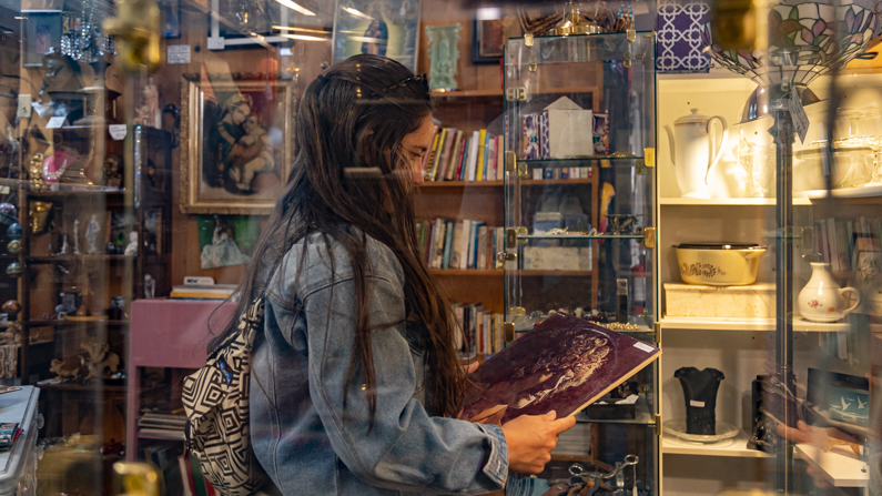 woman shopping in antique store in Bisbee