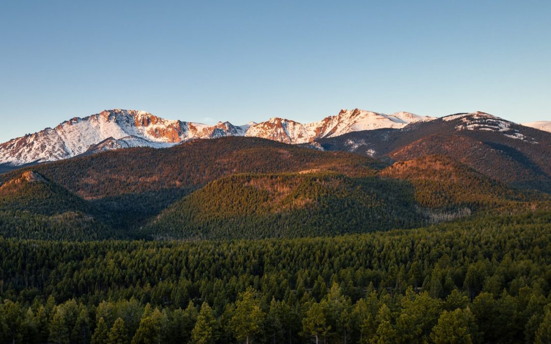 Manitou Springs, Colorado: Where Outdoor Adventure, Wildlife & American History Converge