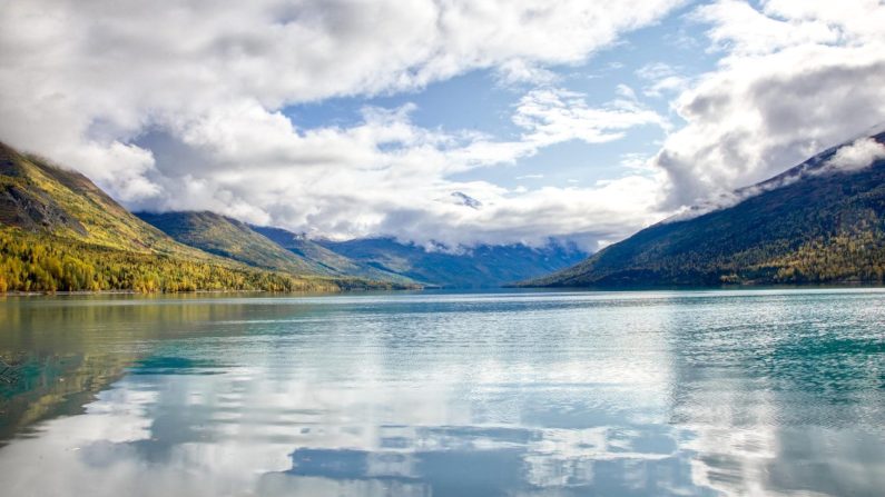 Autumn in Alaska: Where Wildlife, Culture & Wilderness Await